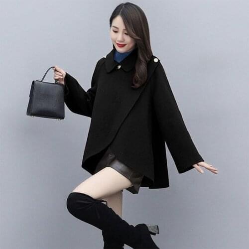 2021 Autumn/winter Pure Color Fashion Wool Blends Ponchos Shoulder Clasp Women Short Cape Coat Cloak Long Sleeve Shawl Cardigan