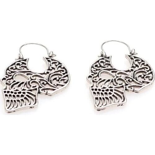Creative New Design Silver Color Individual Metal Carved Skull Earrings Punk Rock Retro Hollow Skeleton Face Piercing Earrings F