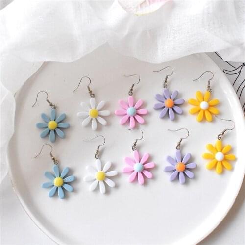 Cute Small Flowers Drop Earrings for Women Sweet Korean Daisy Sunflower Female Personality Pendant Earrings Gifts Jewelry