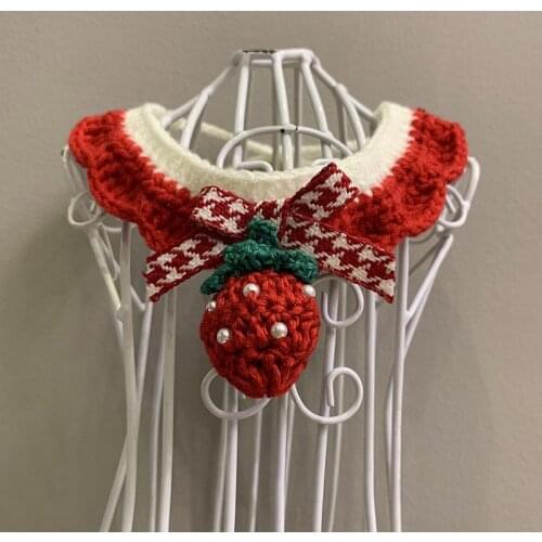 Puppy Dog Red Hand-knitted Wool Collars Bibs Fashion Cute Strawberry Bowknot Collar Pet Cat Dog Supplies Jewelry accessories