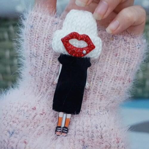 Model Cartoon Character Acrylic brooch Cute Badges Icon on The Backpack Pin Brooch Big Lip Badges For Clothes