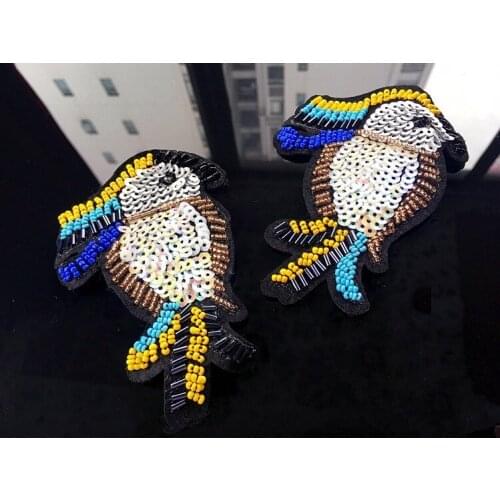 Parrot rhinestone beaded patches embroidered fabric sew on patch applique jacket patches for clothes parches para la ropa