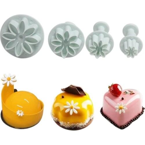 4pcs Small Daisy Spring Embossing Mold Biscuit Mold Fondant Cake Mould Roasting DIY Shovel Tool A177