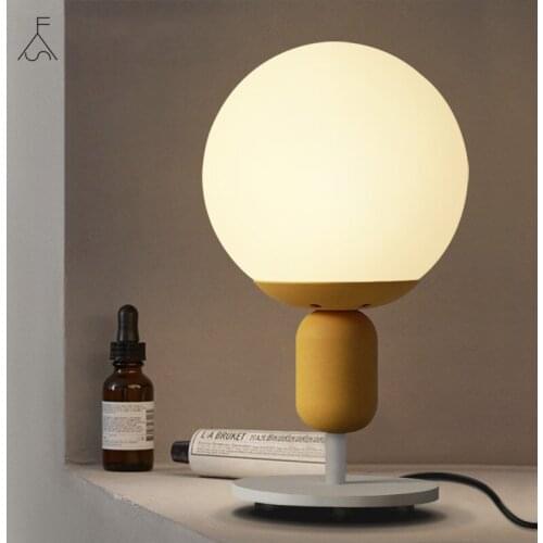 New Arrival Personalized Simple Creative Nordic Childrens Room Table Light Bedside Lamp Bedroom Study Macaron Ball Table Lamp