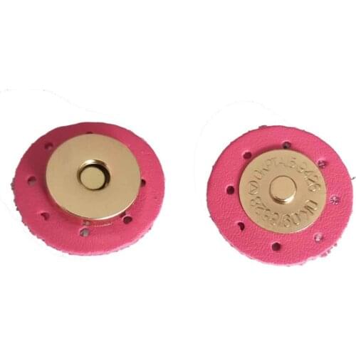 Artificial-Skinned Magnet Fuchsia