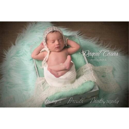 85cmx85cm(33''x33'') Faux Fur Blanket Basket Stuffer Newborn Photo Prop Basket Filler Newborn Blanket Prop