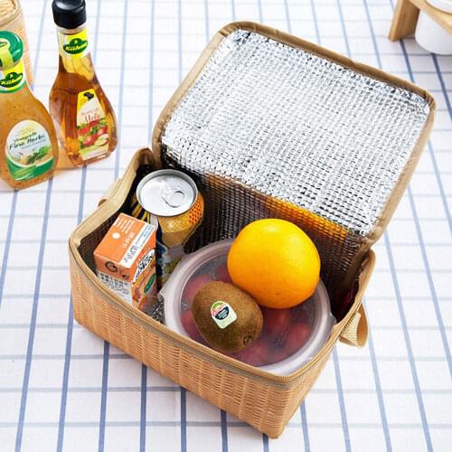 Outdoor Portable Wicker Rattan Picnic Bag Waterproof Tableware Insulated Thermal Cooler Food Container Basket for Camping Picnic