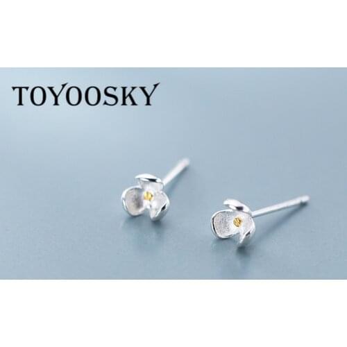 New 925 Sterling Silver Simple Small Sweet Three-petal Flower Stud Earrings For Women Girls Hypoallergenic Fashion Silver Gift