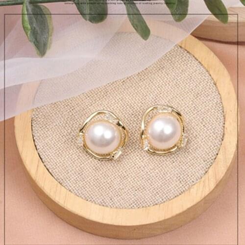 European Style Crystal Simulated pearl Earrings Fashion Jewelry 2021 Gold-color Clip Wedding Earrings for Women Wholesale