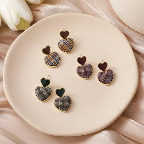 Retro Autumn Winter Plaid Heart Earrings for Women 2021 Gold Color Alloy Multiple Double Love Heart Dangle Earrings Oorbellen