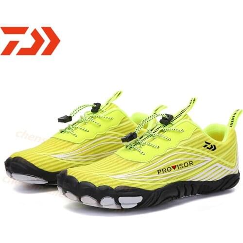 DAIWA 2021 Men Fishing Shoes Summer Beach Breathable Wading Shoes Women Aqua Shoes Cycling Swimming Water Sneakers Gym Shoes