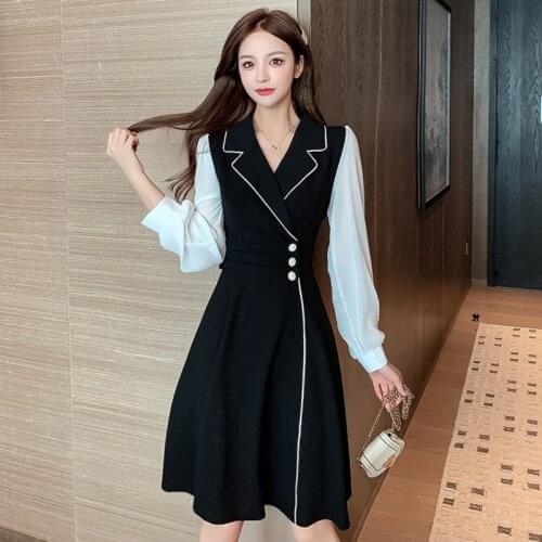 Suit collar lantern sleeves receiving waist thin Hepburn style Black Dress French Temperament elegant mid-length Dress Female