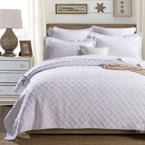 CHAUSUB Cotton Quilt Set 3PCS Quilted Bedspread Soft Embroidered with 2 Shams Queen Size Coverlets White Blanket for Bed