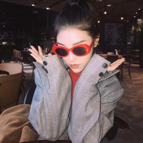 2021 Goggle Glasses Oval Sunglasses Ladies Trendy Hot Vintage Retro Sunglasses Womens White Black Eyewear UV Luxury Fashion