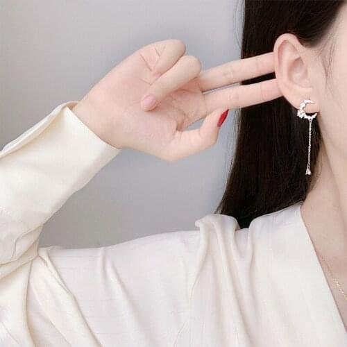 Delicate Jewelry Moon Earrings Popular Design High Quality Shiny Crystal Single TearDrop Dangle Earrings For Women Party Gifts