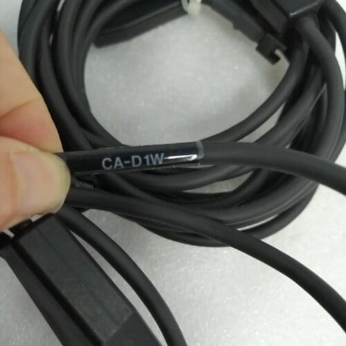 Used original KEYENCE CA-D1W machine vision light source connection extension cable one to two