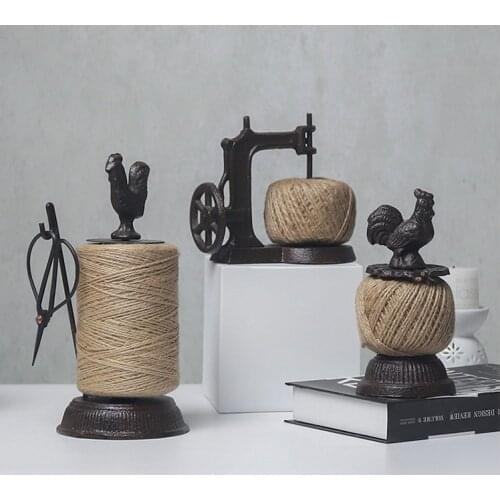 Antique Rustic Big Rooster Cast Iron Hemp Rope Roll Holder With Scissors Figurines European Home Garden Decor Animal Statues