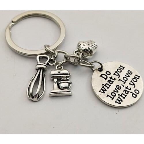 1pcs Cooking Keychain Cook Book Cupcake Charms Gift For Chef Bakers Baking Accessories Cake Makers Keyring