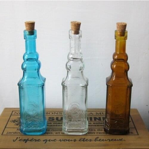 Green Plant Glass Flower Vases Prop Vintage Glass Bottle Small Vintage Carved Glass Vase Tower Vase For Home Decoration Photo