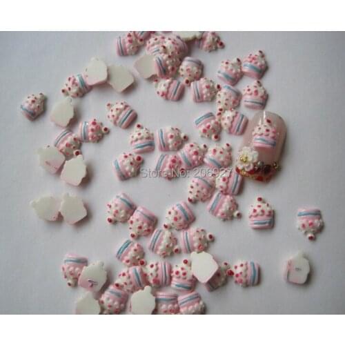 RC77 30pcs Cute Cupcake Shape Nail Resin Decoration Outlooking