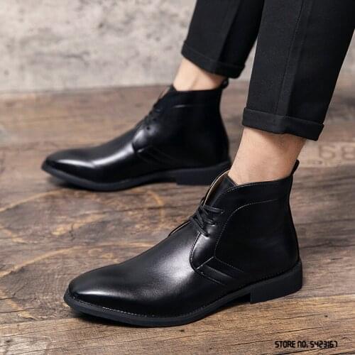 New British Fashion Mens Casual Classic Retro Patent Leather Sleeve Pointed Toe High Tops Chelsea Ankle Boots Zapatillas Hombre