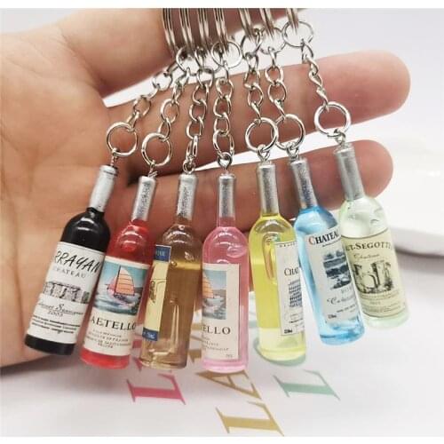 Cute Novelty Resin Beer Wine Bottle Keychain Assorted Color for Women Men Car Bag Keyring Pendant Accessions Wedding Party Gift