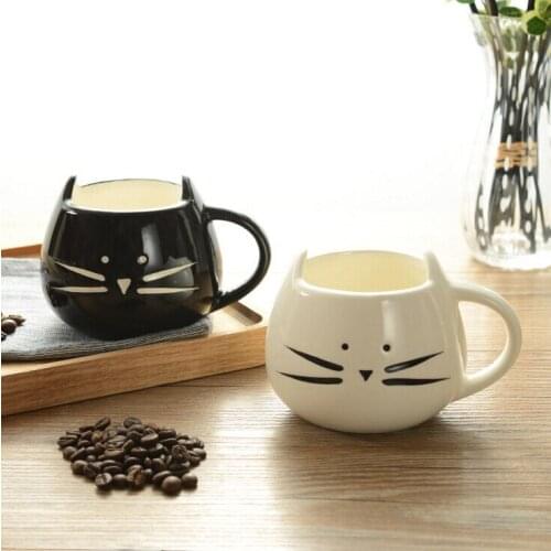 Funny Cute Cat Coffee Mugs for Cat Lovers Christmas Gift 480ml Cat Ceramic Cups for Coffee Tea Milk Drinks, Black / White