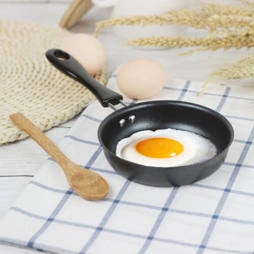 12CM mini frying pan sell hot on the street market pure iron coated non-stick Fried egg artifact pan