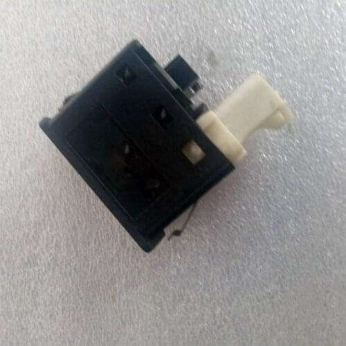 CAR USB socket bm wF25 X3 20DX N47N F25 X3 28IX N52N F25 X3 30DX USB socket base socket base connector converter