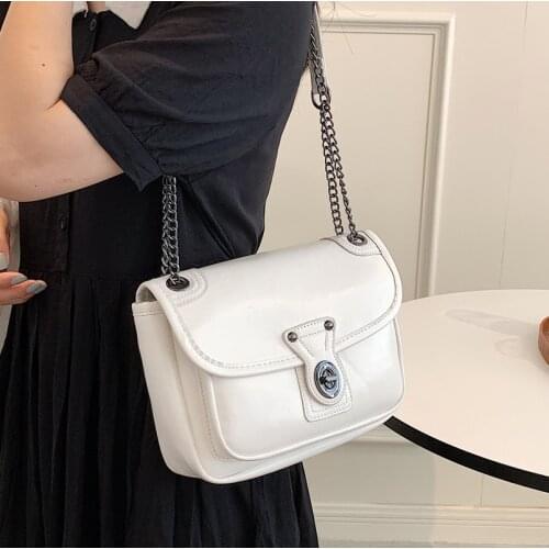 Net Celebrity Popular High-quality Bags Autumn 2021 New Trendy Fashion Ladies Luxury All-match Messenger Bag Chain Stray Bag