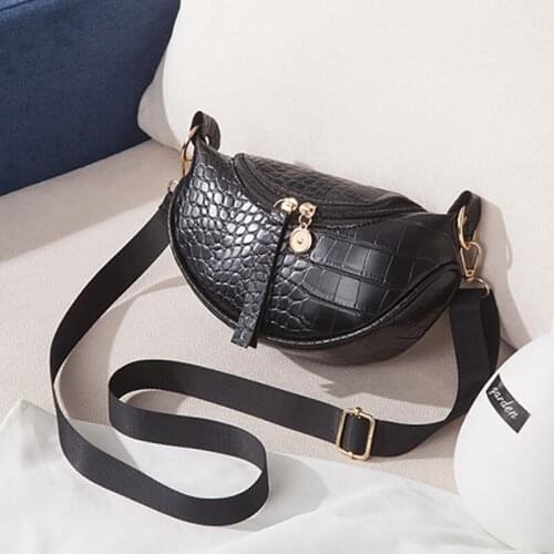 Fashion Soft Leather Women Shoulder Bags Moon Shape Small Handbags Crossbody Female Phone Purse High Quality Alligator Pattern