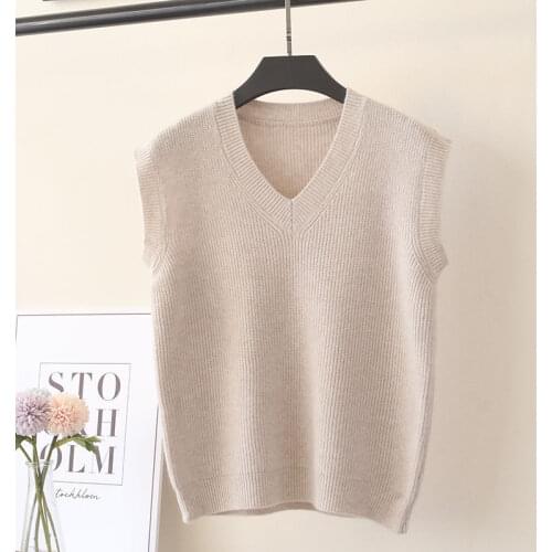 Knitted vest womens autumn and winter 2021 new style Korean loose short sleeveless v-neck solid color pullover sweater fashion