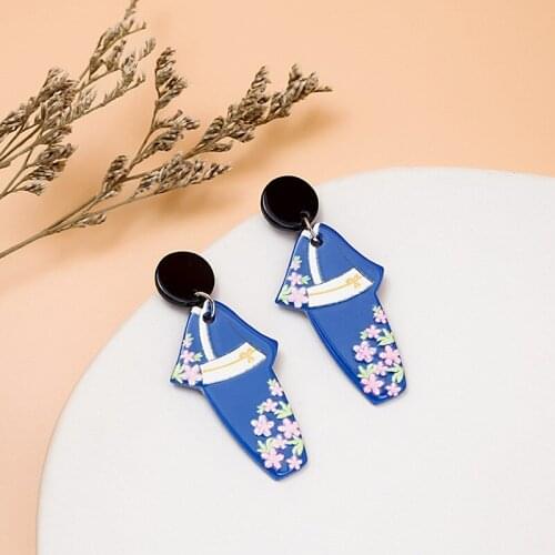 Japanese Design Circular Fan Pendant Earrings For Women Girls Fashion Cat Finish Charms Resin Stud Ear Jewelry Gifts