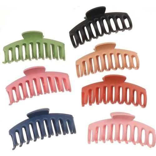 Korean Hair Claws Simple Large Size Hair Clip Claws Frosted Color Hairpin for Women Plastic Elegant Barrette Hair Accessories