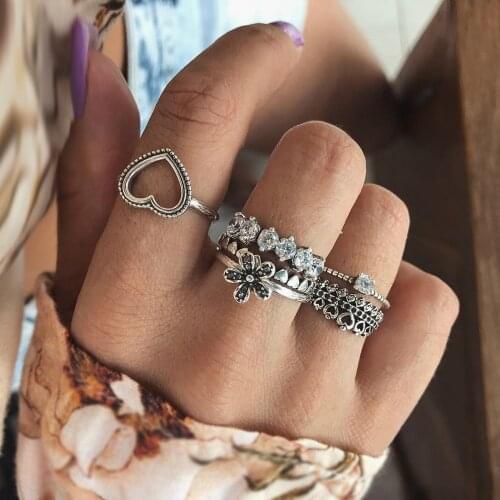 New Fashion Jewelry Ring Retro Love Flower Rhinestone Set Ring 6 Piece Set Combination Ring Punk Gothic Wedding Engagement Ring