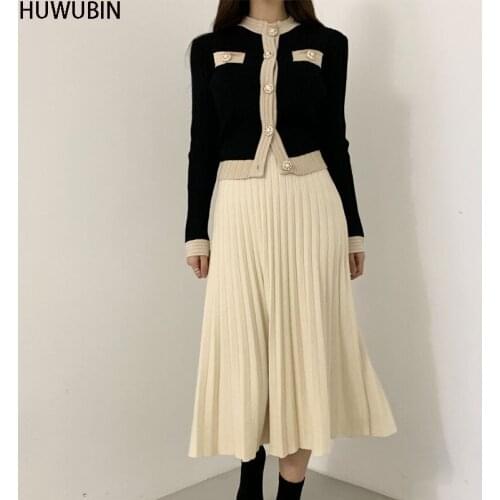 Autumn And Winter Korean High-End Temperament Round Neck Foreign Style Contrast Color Knitted Cardigan + Pleated Bust Dress Set