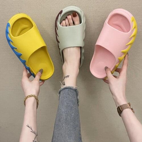 2021 New Mens Slippers Indoor Home Summer Beach Ourdoor Slides Ladies Slipers Platform Mules Shoes Woman Flats Zapatos De Mujer