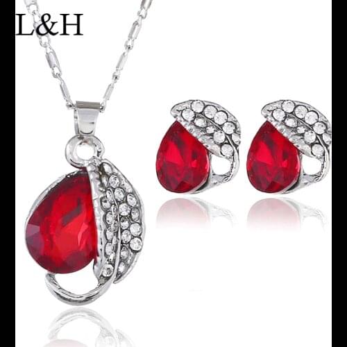 2018 New Red Blue Crystal Geometric Pendant Choker Necklace Rhinestone Cute Stud Earrings Wedding Bridal Jewelry Set For Women