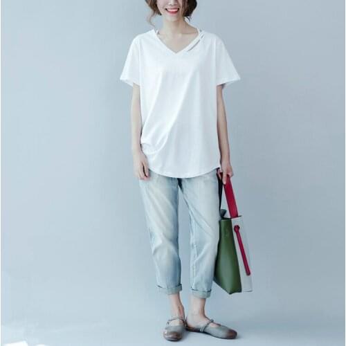 Large womens 2020 Summer White V-Neck solid short sleeve fat mm simple loose Korean base T-shirt