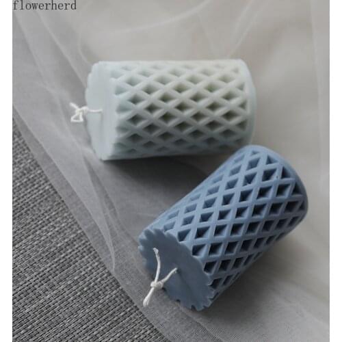 DIY Cake Decorating Tools Grid Cylindrical Silicone Candle Mold Handmade Candle Making Supplies Plaster Mold Fondant Tool