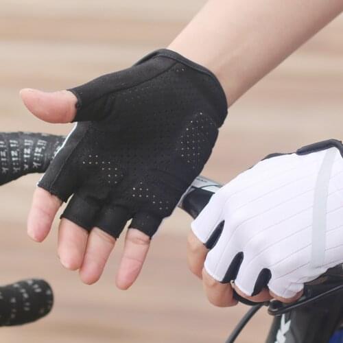 New Pair Reflective Cycling Anti-slip Anti-sweat Half Finger Gloves Breathable Anti-shock Sports Gloves Fitness Bike Gloves