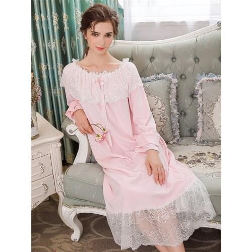 2020 Autumn Winter Women Sexy Velvet Nightgowns Female Fleece Lace Sweet Princess Night dress Elegant Retro Sleepwear Home Dress
