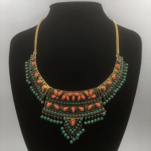 Bohemian Luxury Chunky Big Rhinestone Statement Necklaces Gifts for Women Vintage Fashion Jewelry Accessories Pendant Necklaces