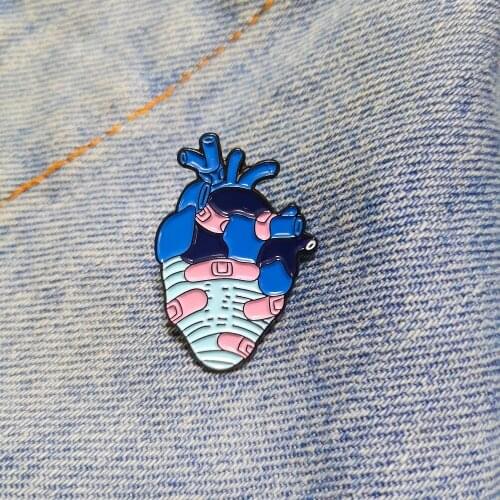 Band-aid Heart Enamel Pins Medical Anatomy Brooch Broken Heart Neurology Pins for Doctors and Nurses Lapel Pin Bags Badge Gifts