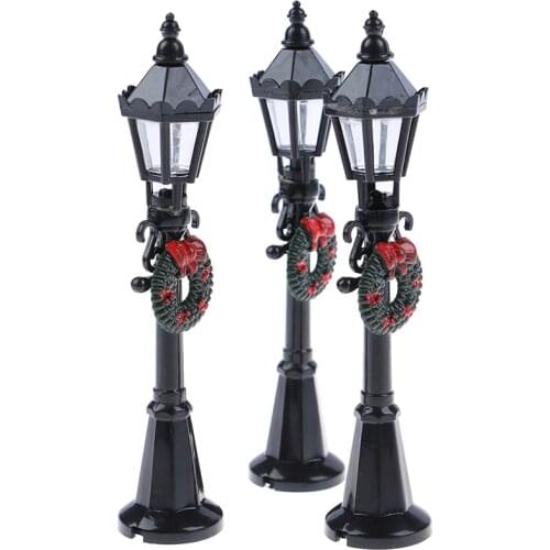 1/12 Dollhouse Miniature Christmas Park Street Lamp Doll Streetlight Decor Toy Home Decor 1pc