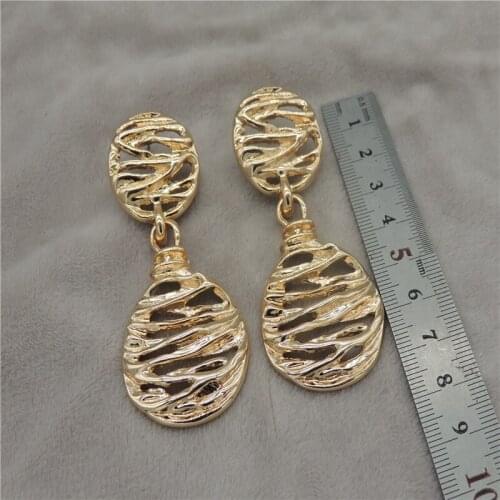 Earings Manufacturers Selling Fashionable Joker Street Snap In Europe And The Exaggerated Stud Earrings Ta79 Temperament