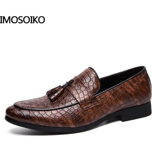 2021 New Fashion British Mens Pointed Toe Korean Nightclub Hair Stylist Leather Shoes Breathable Loafers Large Size 47