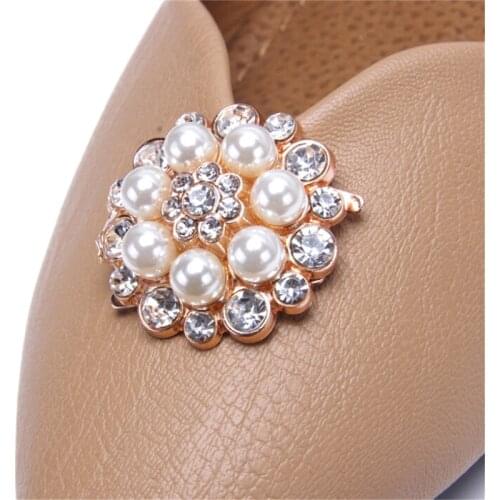 1PC Shoe Clips Faux Pearl Rhinestones Metal Bridal Prom Shoes Buckle Decoration White Pearl Shoe Buckle