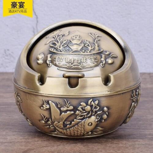 Large Spherical Ashtray Creative Retro round High-Grade Metal Drop-Resistant Multifunctional Practical Ashtray