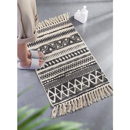 Newly Retro Polyester Theme Skin-Friendly Floor Mat Handmade Comfortable Bathroom Mat Large Home Decor Bedroom Doorway Rug